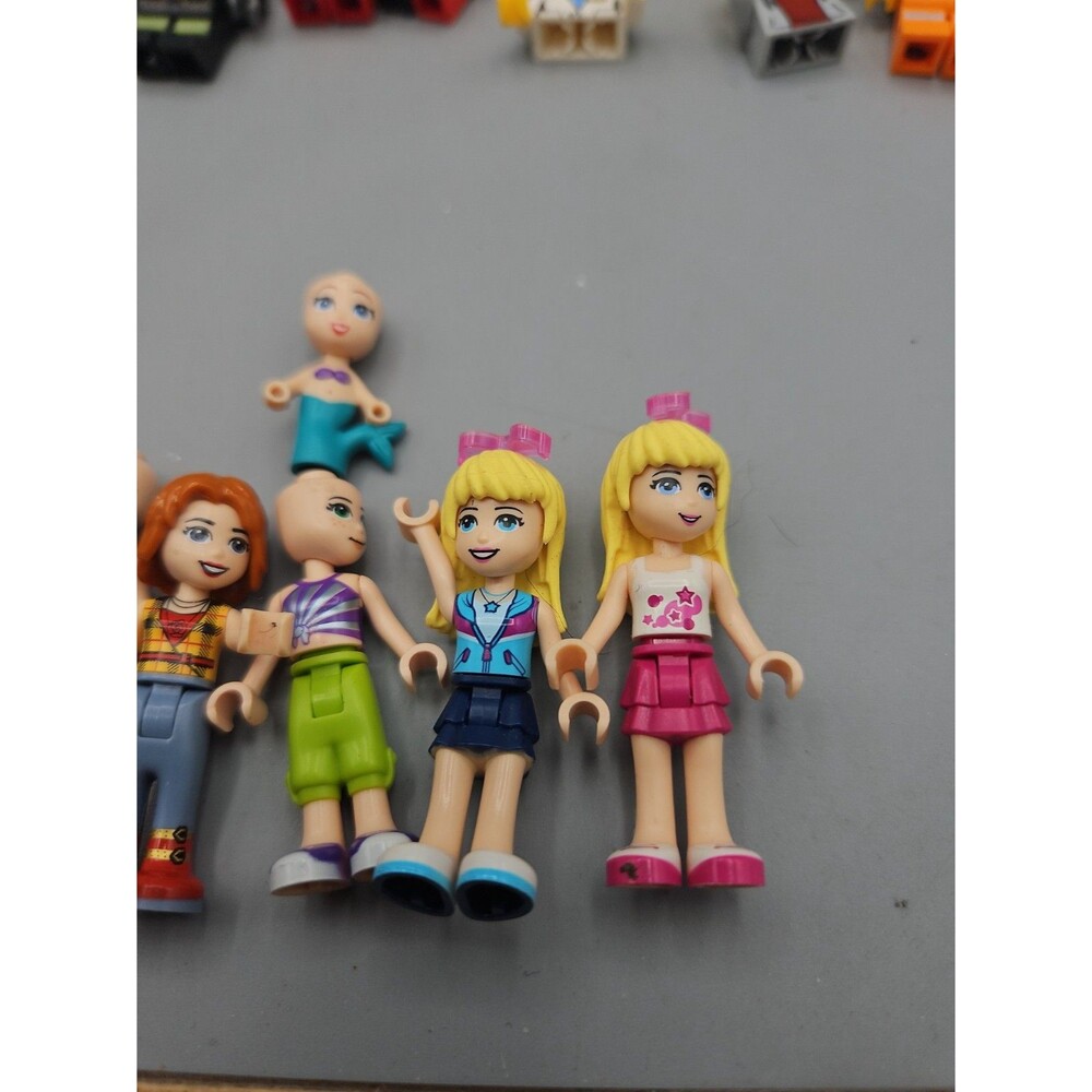 LEGO Friends Minifigure Mini Doll Lot 8 Figures Assorted Random Mixed Lot Parts - Picture 4 of 6